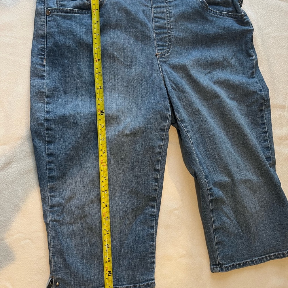 Gloria Vanderbilt capri denim Gloria Vanderbilt Classic Blue Jeans - Picture 4 of 7